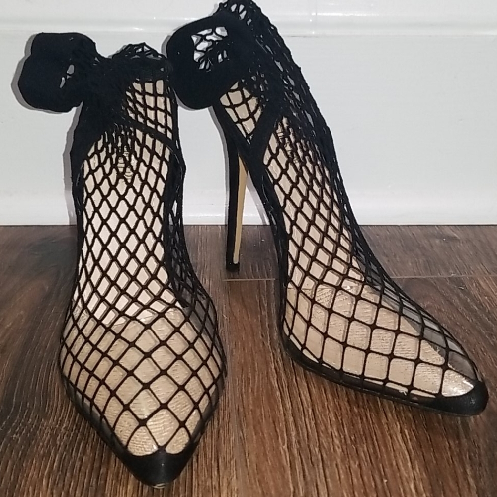 Public Desire Size 6 Fishnet Heels NWOT